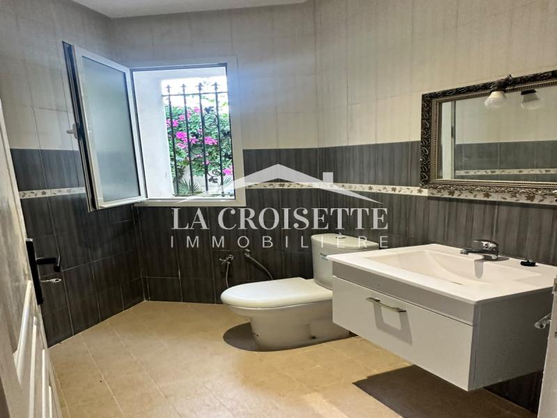 Villa S+3 à La Soukra